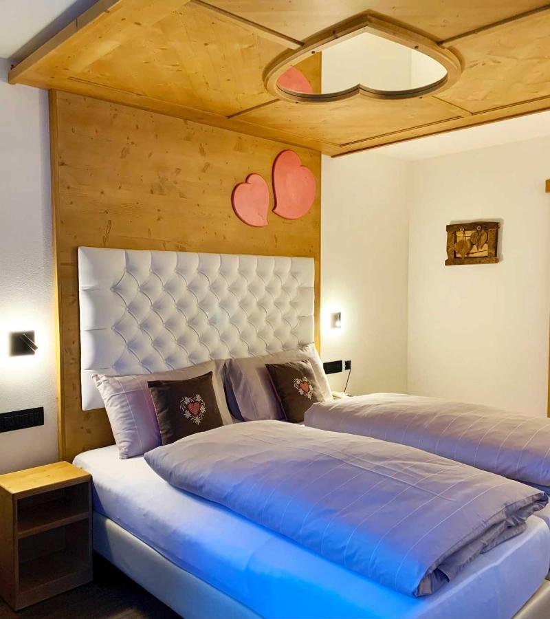 Hotel Genziana أرابّا المظهر الخارجي الصورة